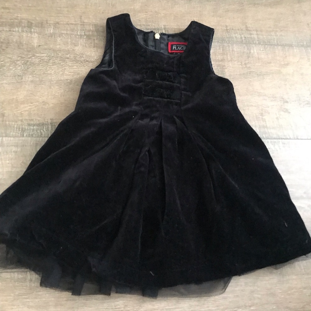 6/$25 Vintage Velvet Dress | Tulle | Formal Sleeveless Layered Holiday Party